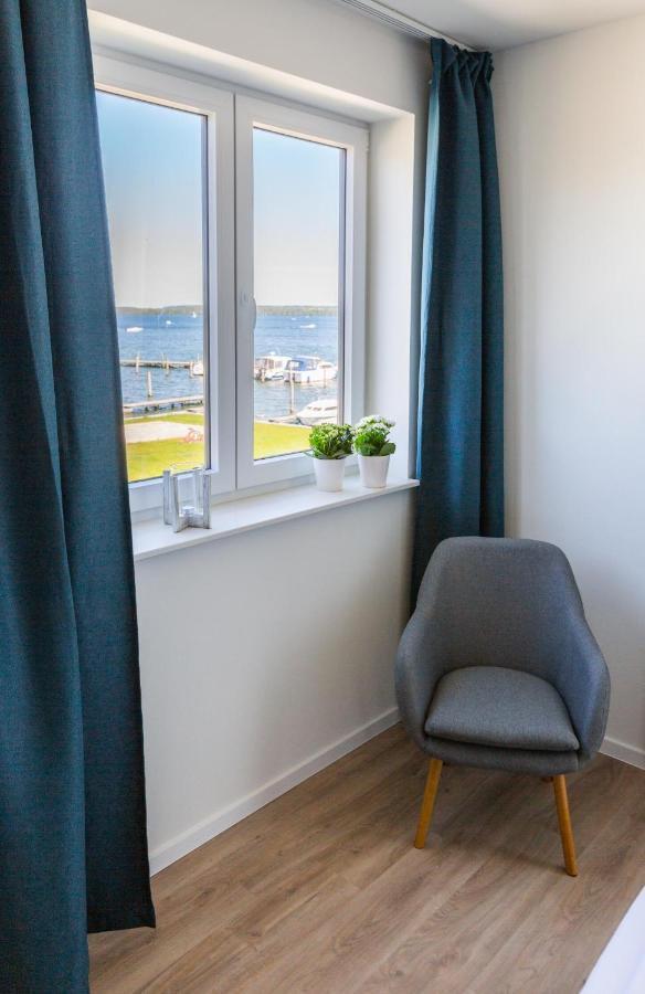 Hangar 19 Luxusapartment Mit Sauna, Kamin Und Seeblick H4W3 Schwerin  Exteriör bild